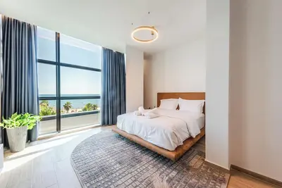 Image de Marina Luxury Suites 103 by Ps