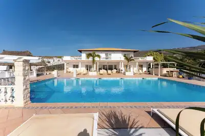 Image de Private Luxury villa with Jacuzzi, Beach Bar, Pool