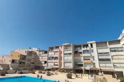 Image de Le Sirius   appart moderne Centre Port, le Cap d'Agde, 4 pers, clim, piscine
