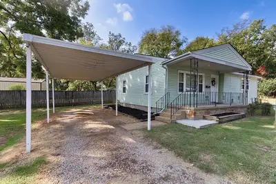 Image de Quaint 2 Bedroom with an Office