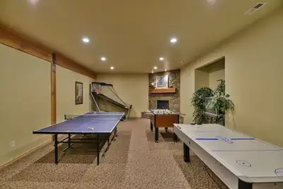 Image de Charming 3-bedroom condo in pleasant Eden with Ac, fitness room, WiFi