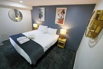 Image de Cozy Family friendly 2br apt w free carpark