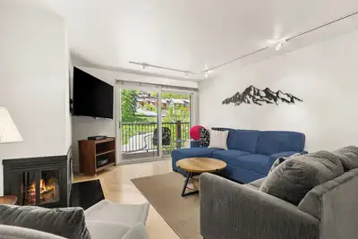 Image de Southpoint 2d : Prime Access to Aspen Mountain, 2 Bed / 2 Bath Mountain Views