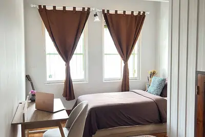 Image de private house in chinatown/ 2br, 2bath, 7Mints to Mrt Samyot/5 Guests