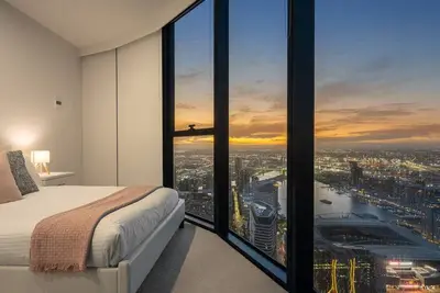 Image de Luxe 67th Floor 2br w/ Ocean View | Pool/Spa & Gym