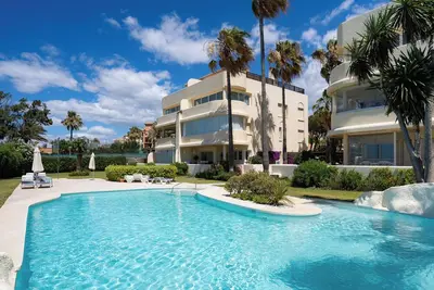 Image de First line beachfront, Elviria (Marbella) Bright and sunny apartment. Relax! ! !