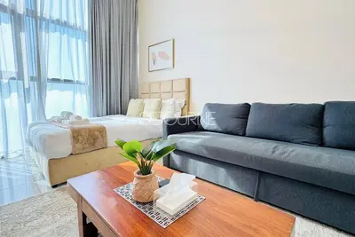 Image de Elegant Studio in O2 Residential Tower Jvc