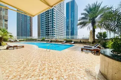 Image de Charming Studio in Lake View Tower Jlt