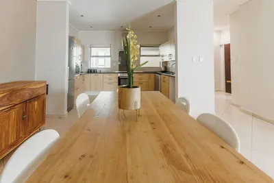 Image de Jade Apartments 202a
