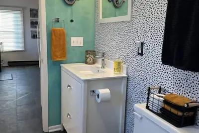 Image de Creative Cozy Urban Retreat