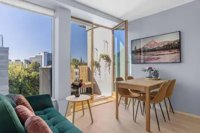 Image de Free Parking l 1000m to City Center l Priv Balcony