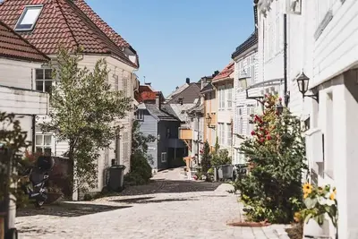 Image de 100m from Bryggen | Coffee + |  Self Check-in