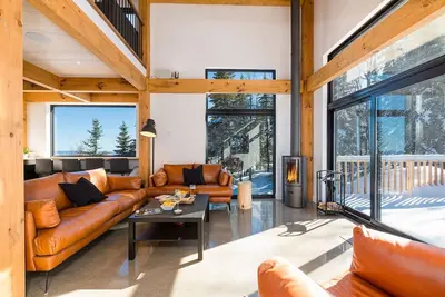 Image de Chalet Valhalla - vues, spa et tranquillité