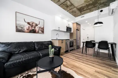 Image de Suite Texas Confort | Stationnement Gratuit | Bbq & Piscine sur le toit