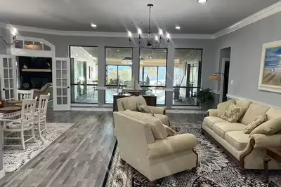 Image de Entire Lakeside Patio Paradise 8bds 4bath Sleeps12