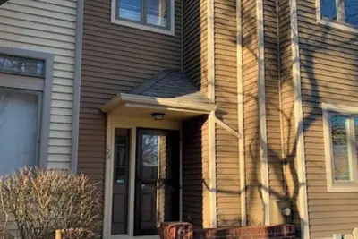 Image de Cozy Townhouse By Genesee River