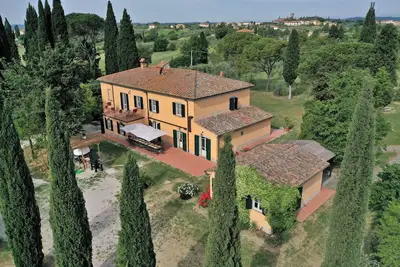 Image de Beautiful villa with A/C, pool and large garden, walk distance from the village