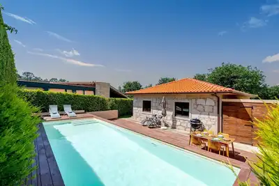 Image de Venade Mountain House - Green Views, Pool & Bbq