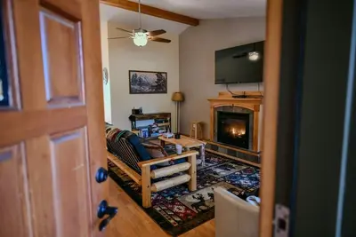 Image de Charming 3-bedroom house with fenced yard