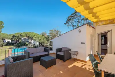 Image de As-7 Bel en duplex dans une communauté avec piscine