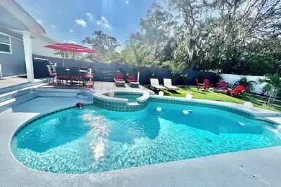 Image de Heated Pool, Spa & Backyard Games! Sleeps20
