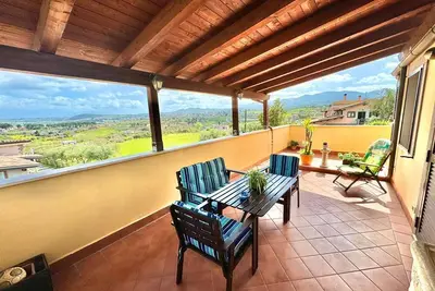 Image de Belvedere Penthouse - Metro C - Parking Space. Panoramic view of the Hills of Rome.