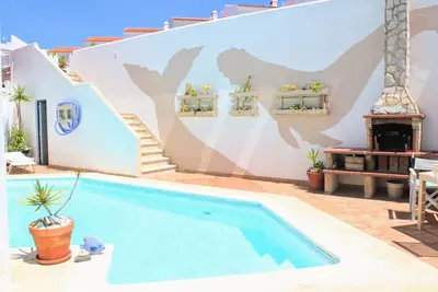 Image de Cozy 2-bedroom apartment, with garden & pool in Ericeira, Ribeira Dilhas Beach