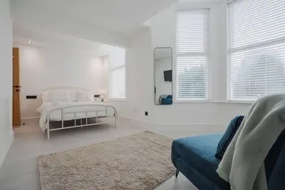 Image de Private Stay by Anfield | Shared Kitchen | Free Parking