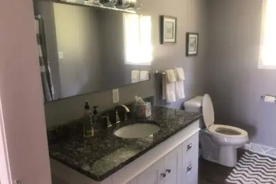 Image de Beautiful cottage on the river