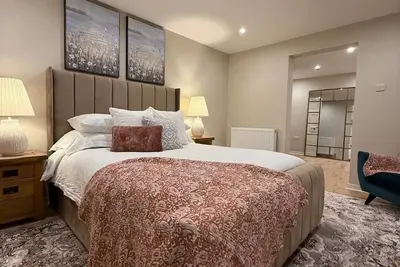 Image de Home away from home in Glasgow - Free Parking on street- Luxury Victorian