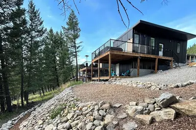 Image de Mountainside Getaway with Games Room