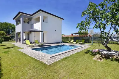 Image de Appartement de vacances avec piscine dans un lotissement calme