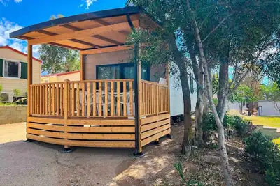 Image de Mobile home avec piscine et près de la mer