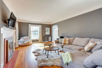 Image de Half-Mi to Unc: Historic Dtwn Greeley Home