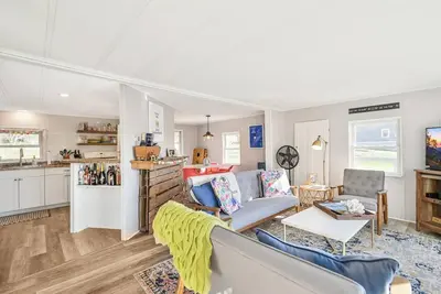 Image de Watermelon Chateau -12 mins to Elk Mtn- Lake View