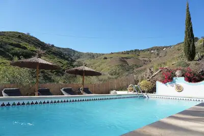 Image de Casa 2/Andalusian architecture in a beautiful green oasis/1 km from El Borge