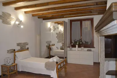 Image de Argegno Vintage: Home in the center!