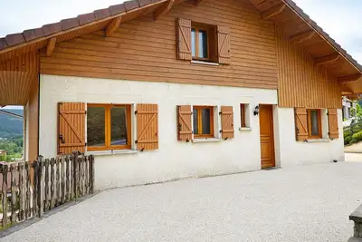 Image de A proximité de Gérardmer - Chalet Le Grizzli-vue imprenable pour 8 personnes