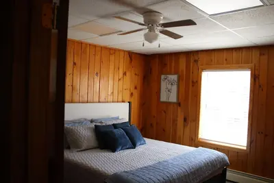 Spacious & cozy 3-bdrm apt in the Western Mountains of Maine no cleaning fee!