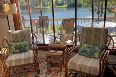Image de Family cottage on Laurel Lake in Brackney Pa 3 bedrooms available