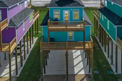 3 Beachfront Homes | 15br Retreat for 54 Guests