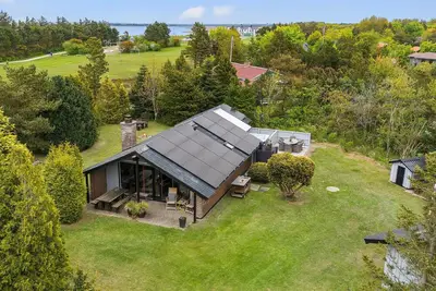 Image de Superbe maison à Tarm avec WiFi