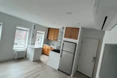 Image de Charming luxury  2-bedroom apartment with Ac, WiFi in welcoming Queens