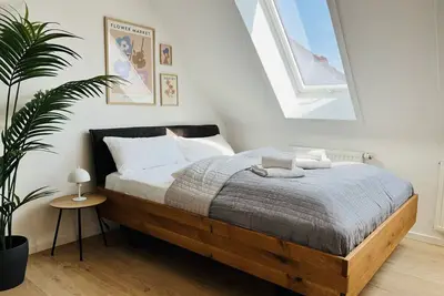 Image de Cozy apartment for 2 near Mering train station