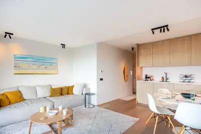 Image de Appartement sur Zeedijk avec vue sur mer