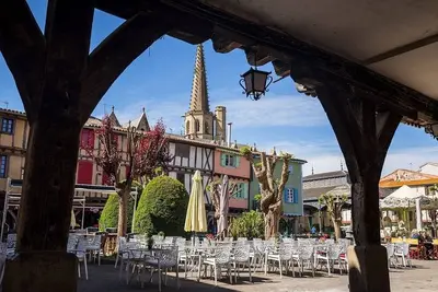 Image de Maison au coeur d'un village médiéval