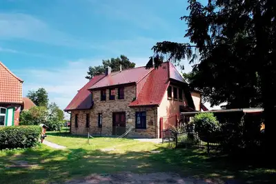 Image de Vacation apartment \"Heimliger Winkel Eg\" - approx. 86 m² for 2-4 persons directly on the Bodden