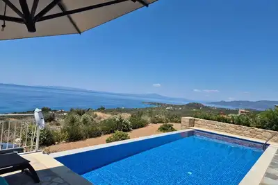 Image de Sunset Villa 2 - Your Place in the Sun! \nPrivate infinity pool + 180degree views