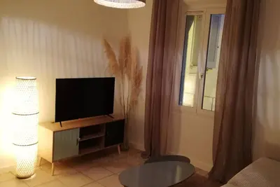 Image de 🌊🏖️ T2 rénové proche des plages et de Hyères / 4 couchages⛵🔆