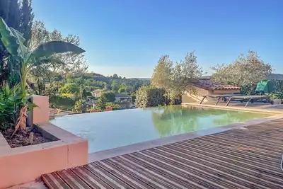 Image de Superbe maison Ă Vinezac avec WiFi